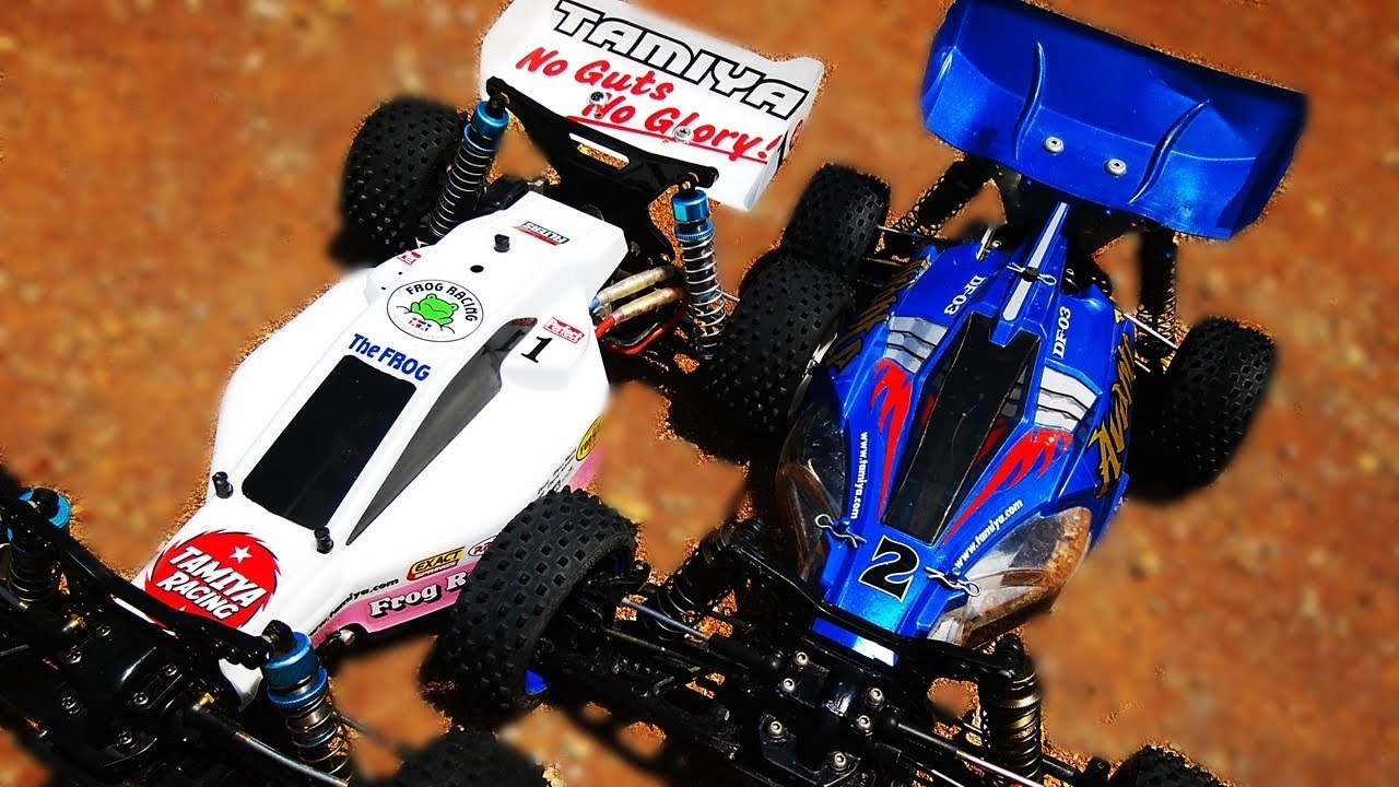 ラジコン タミヤ DF03 を走り比べた（ダークインパクト アバンテ