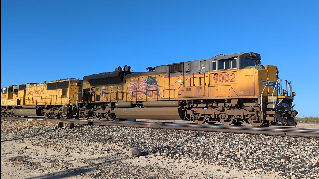 Union Pacific SD70AH 9082 Leads 120-Car 3x1x1 Eastbound Mixed