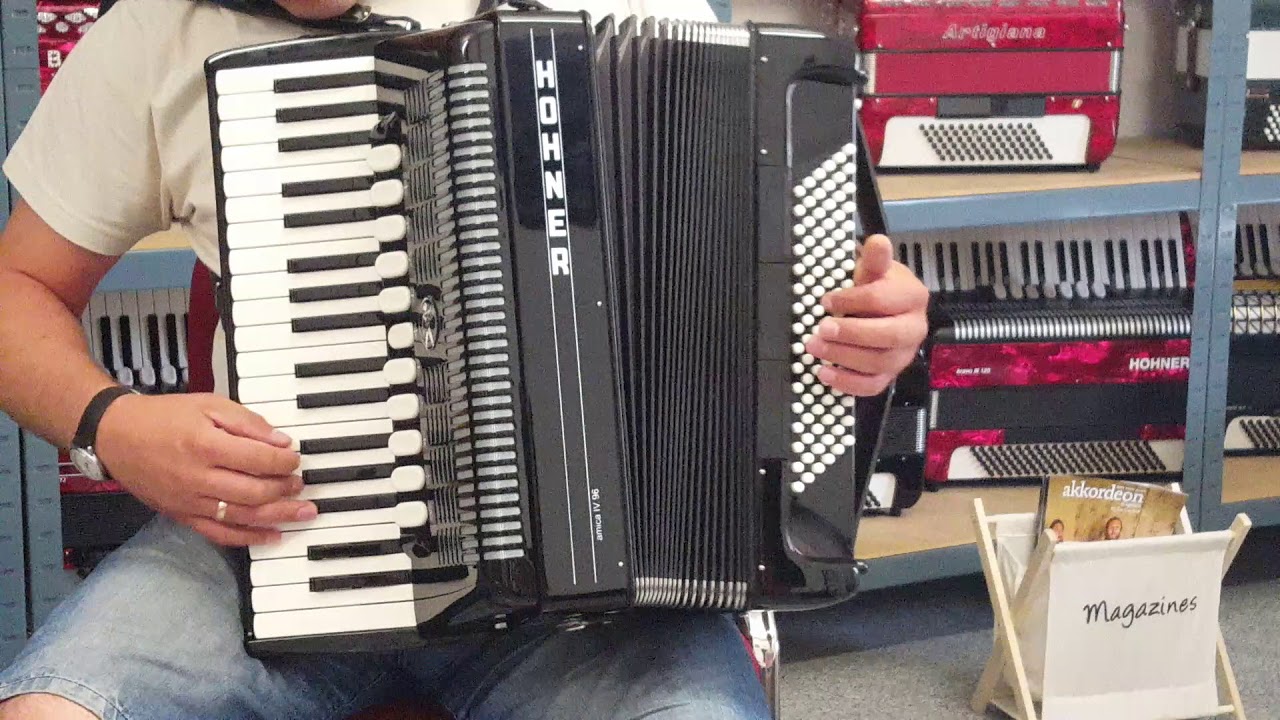 Klangprobe Akkordeon Hohner Amica IV 96 - YouTube