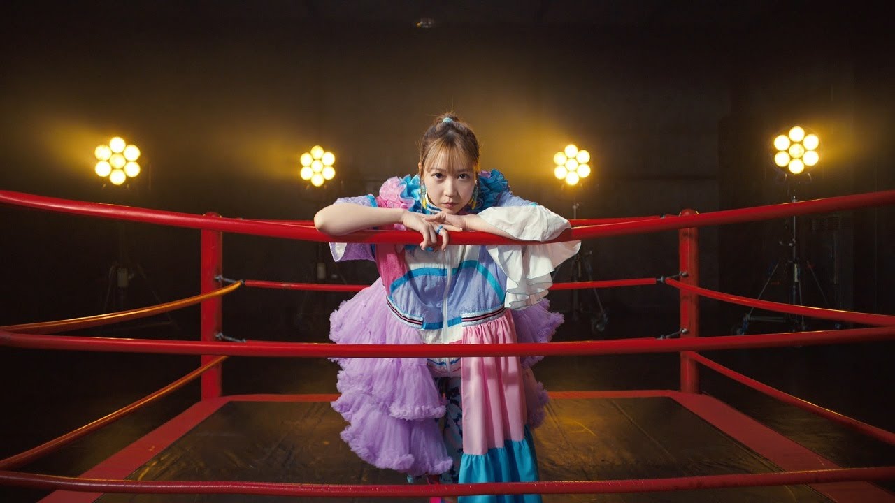 Shiina Natsukawa『SHADOW BOXER』Music Video - YouTube