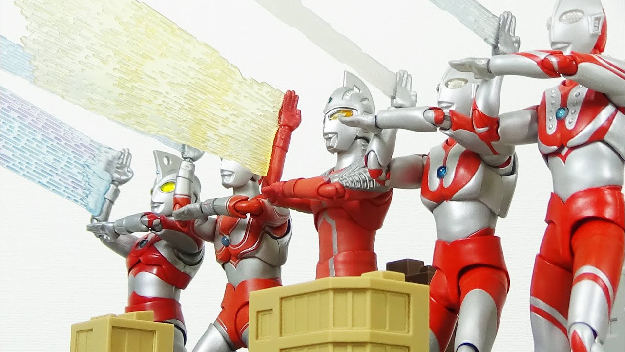 Reproduction of famous scene] S.H.Figuarts Ultra 6 brothers gather