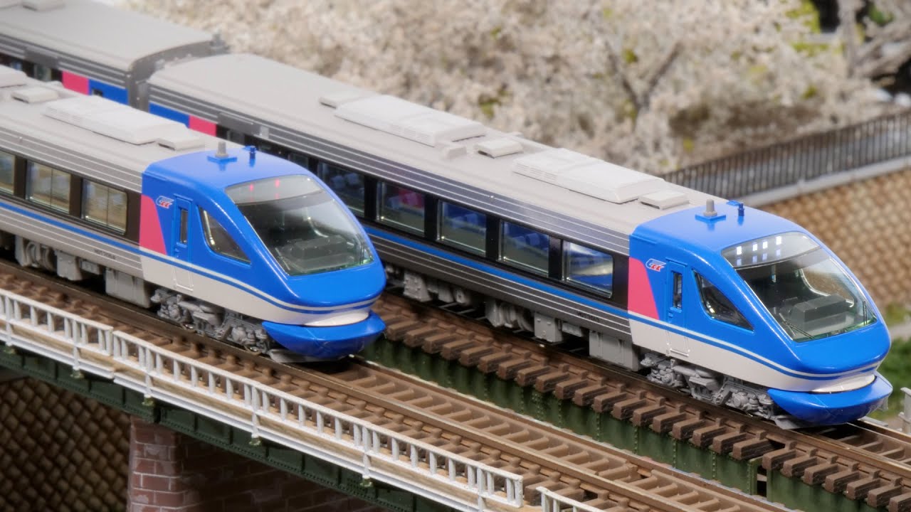 KATO's Super Hakuto is here! / Seat painting & interior lighting