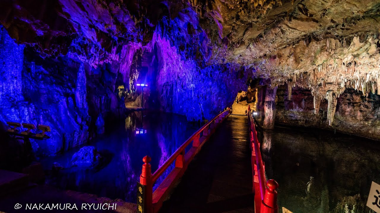 4K】Mysterious Japanese cave in Okayama【The Village of Eight
