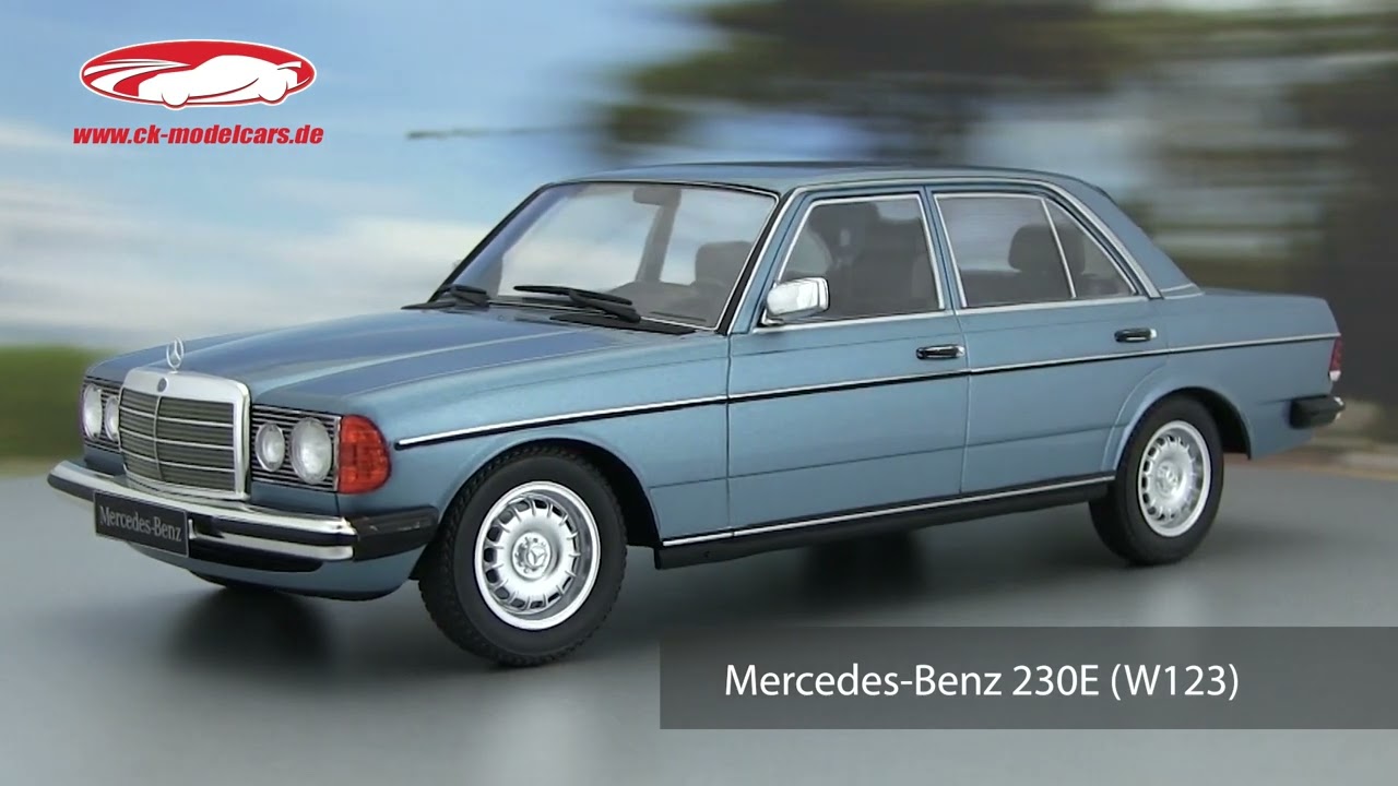KK-Scale 1:18 Mercedes-Benz 230E (W123) 建設年 1975 ライトブルー