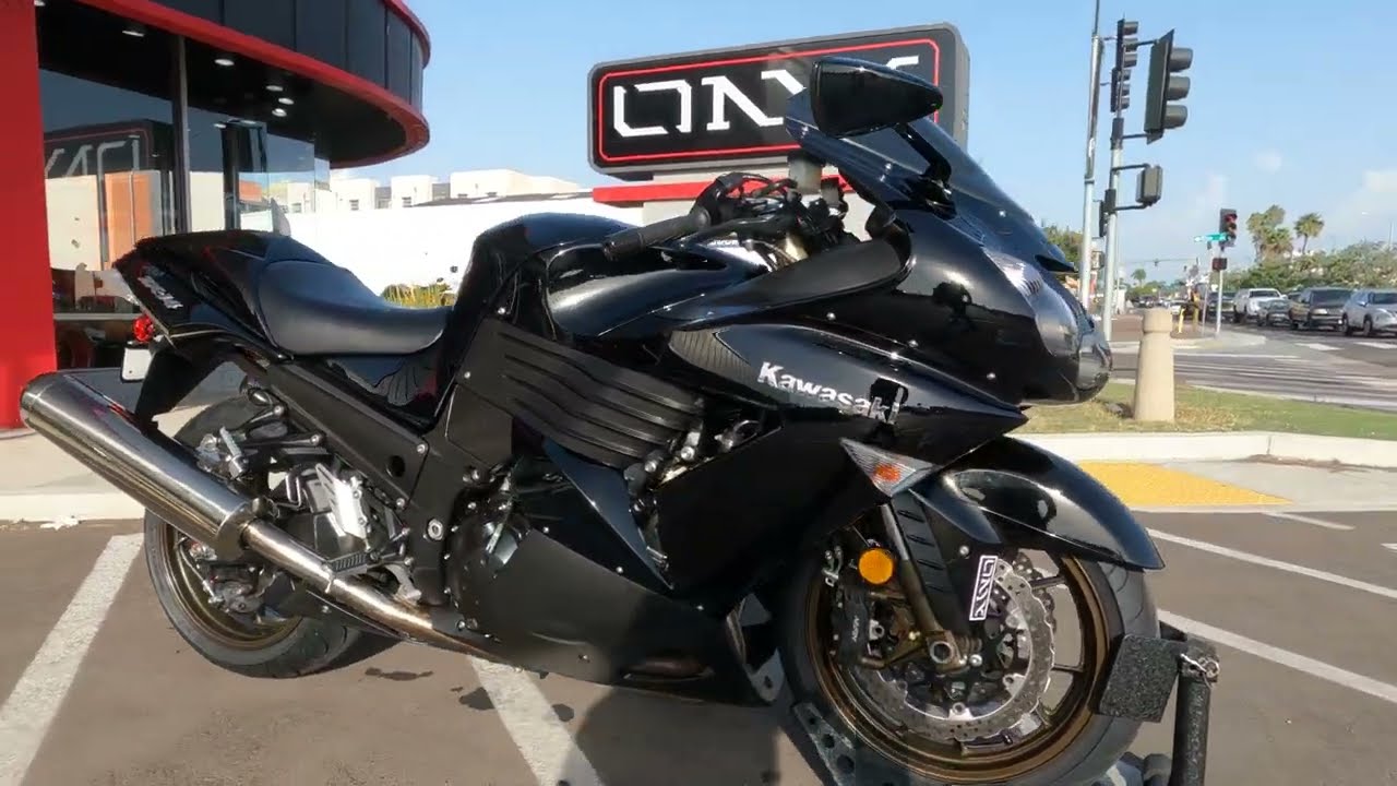 2006 Kawasaki ZX14 / Walk Around / Start Up / Sound Clip - YouTube