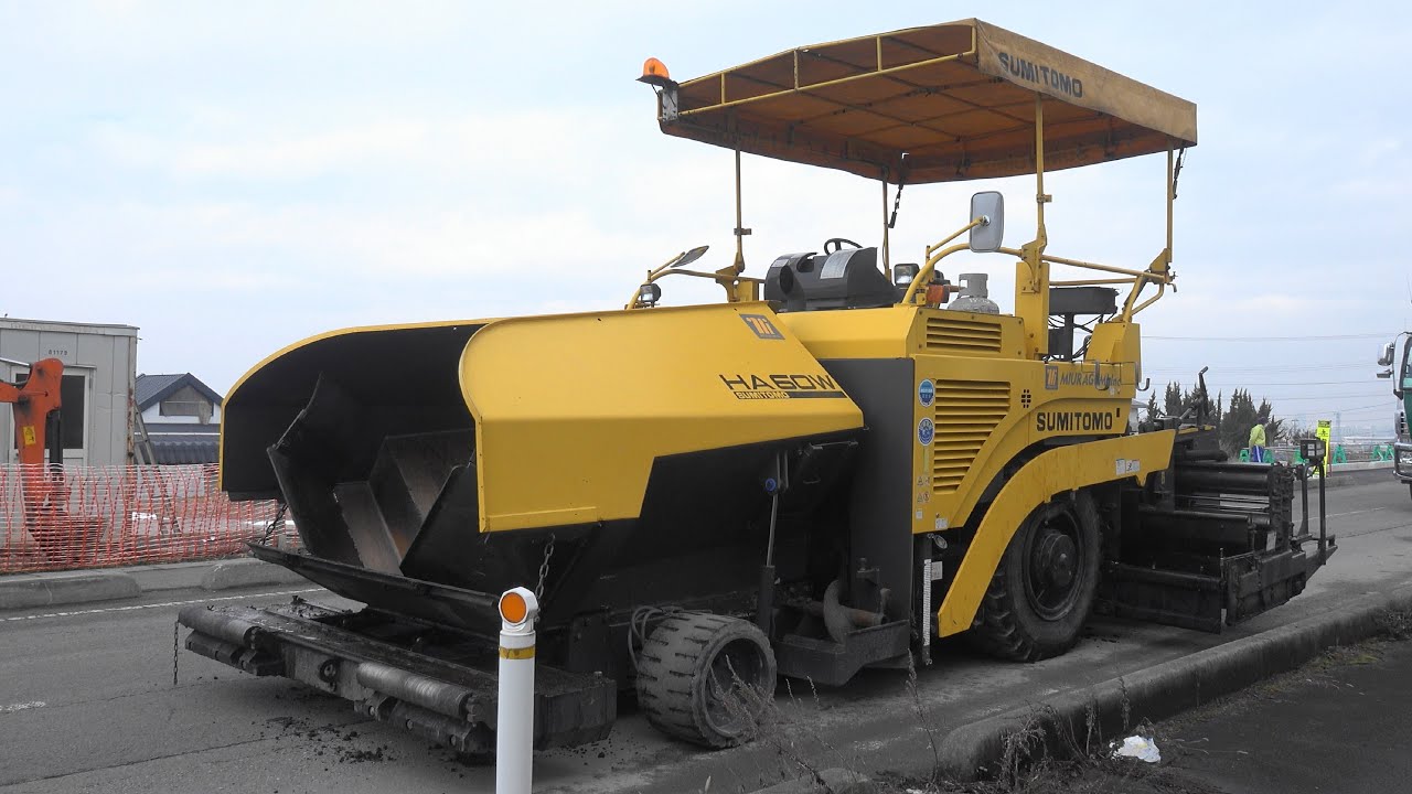 2022 道路工事 住友建機 舗装機械 「アスファルトフィニッシャ HA60W