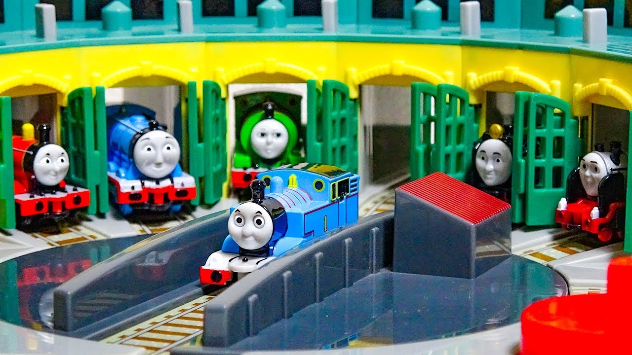 Thomas & Friends TOMICA Wheelhouse きかんしゃトーマス トミカ 操車