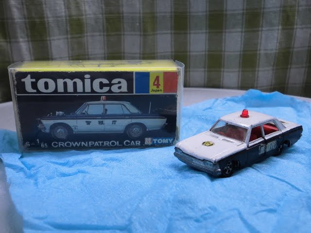 黒箱トミカ No.4 トヨタ クラウン パトロールカー TOMICA NO.4 TOYOTA