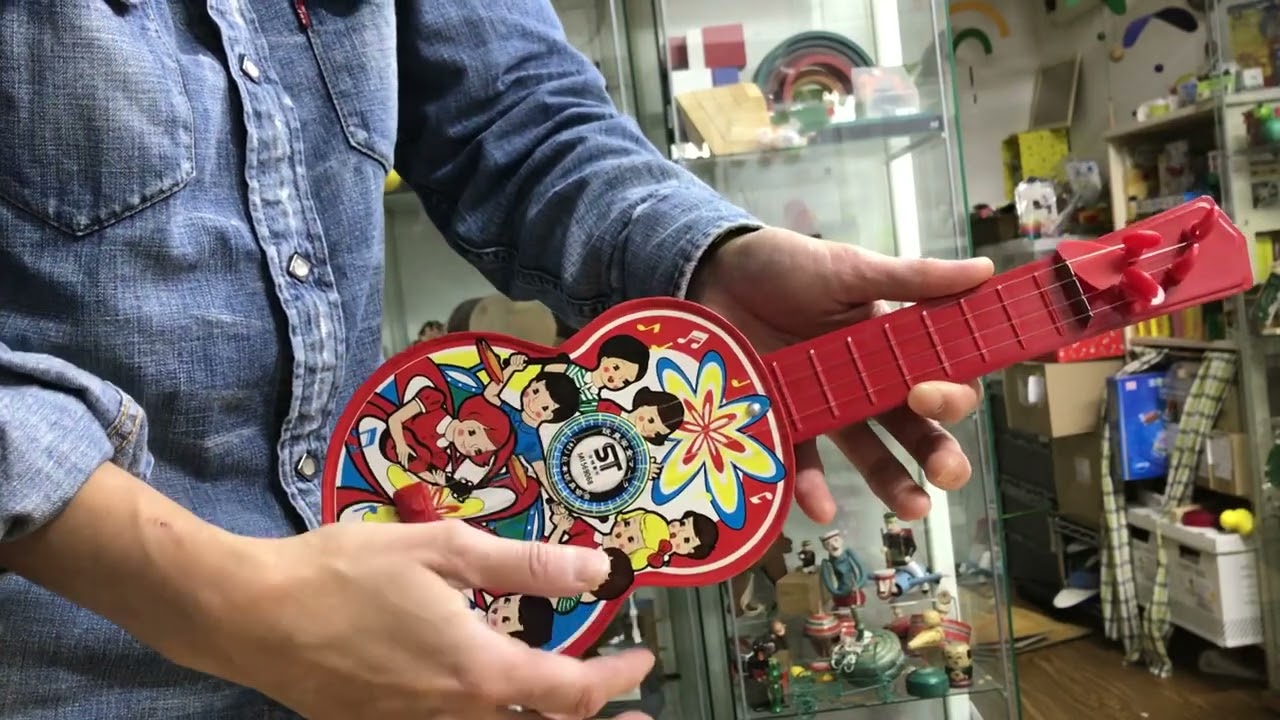 ブリキ ウクレレ - YouTube