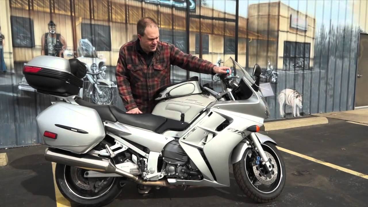 2003 Yamaha FJR1300 - YouTube
