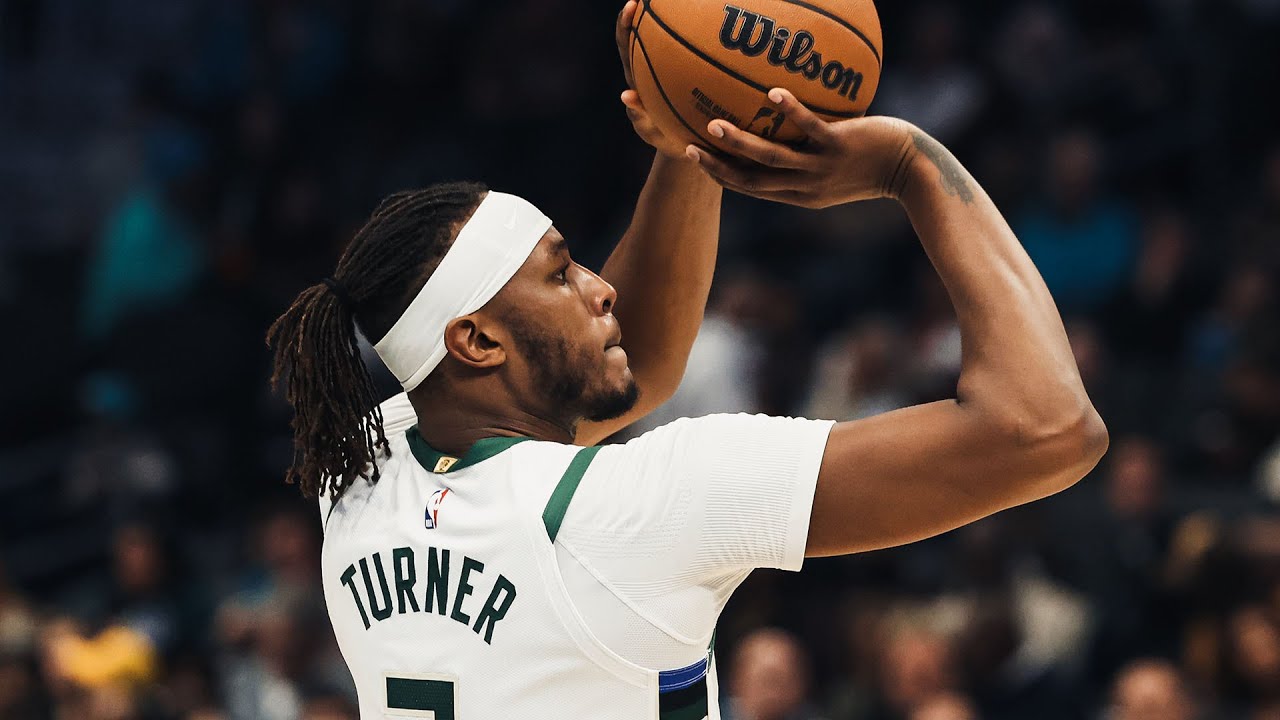 Highlights: Myles Turner Scores 21 Points vs. Hornets | 11.12.25