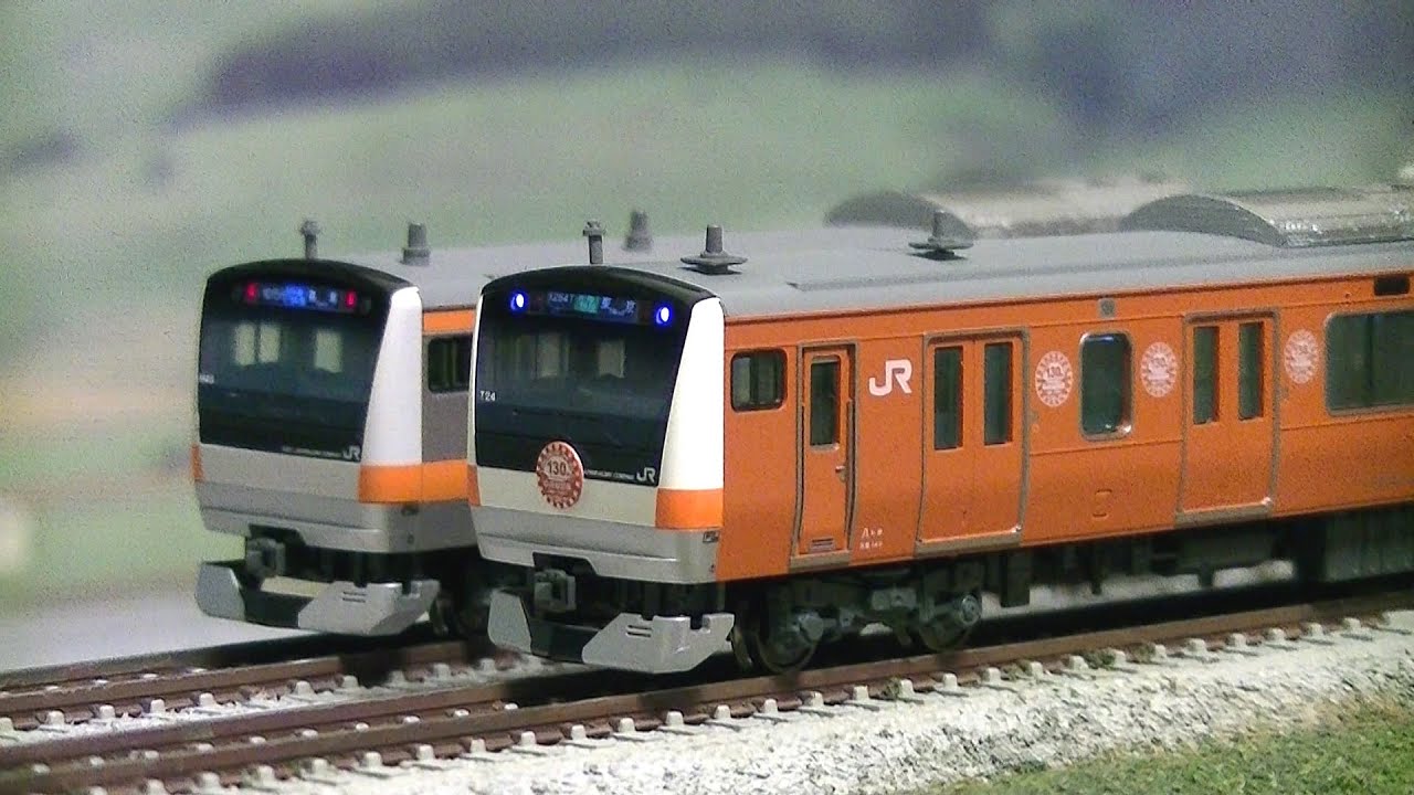 KATO E233系 中央線開業130周年記念ラッピング編成 Nゲージ - YouTube