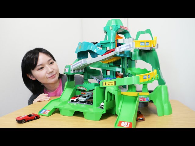 トミカ ツインコースやまみちドライブ - YouTube