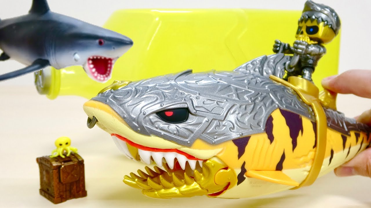 After dinosaurs, sharks! TREASURE X SUNKEN GOLD with treasures in