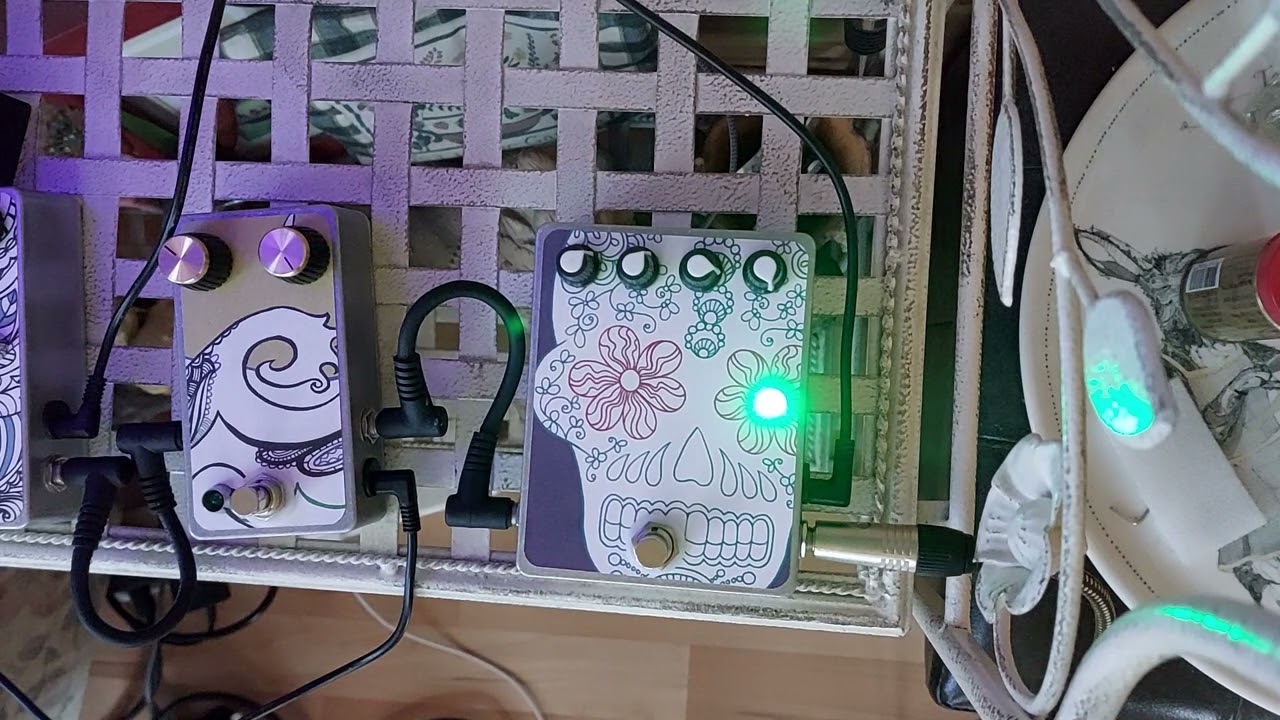 Dirtbox Layouts: EQD Acapulco Gold w. AMZ Big Muff tonestack