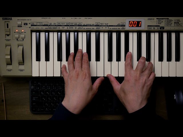 Playing MOTIF-RACK electric piano tone on Yamaha CBX-K2 - YouTube