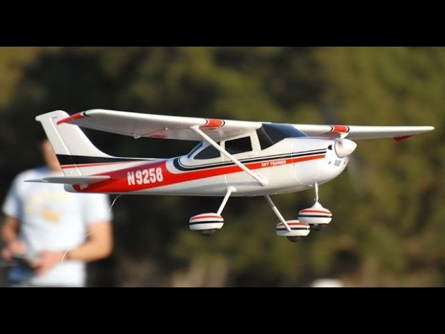 ART-TECH CESSNA182 ラジコン飛行機 RC] Cessna 182 art tech - YouTube