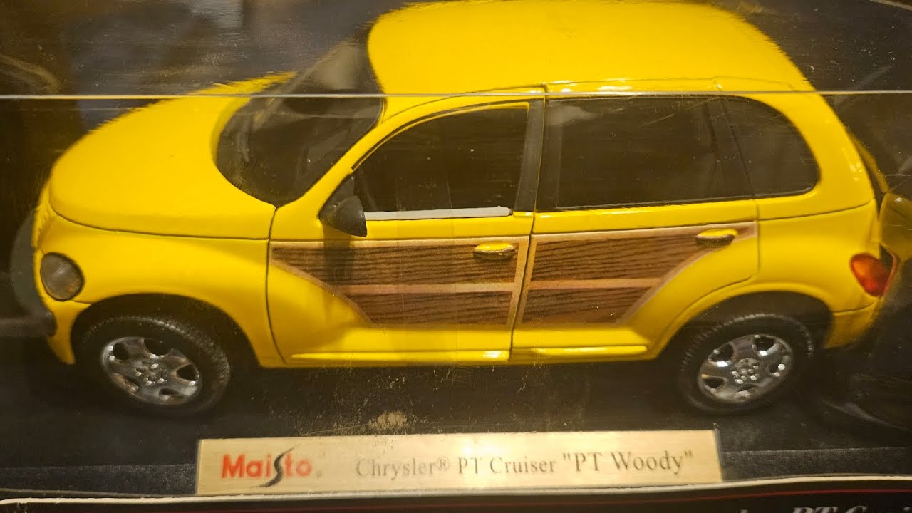 Maisto 1/18 chrysler pt cruiser yellow woody review!!! - YouTube