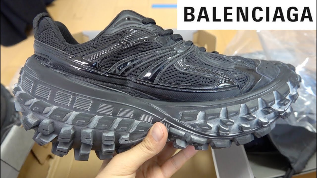 バレンシアガのディフェンダーは絶対に買わないで！BALENCIAGA BOUNCER