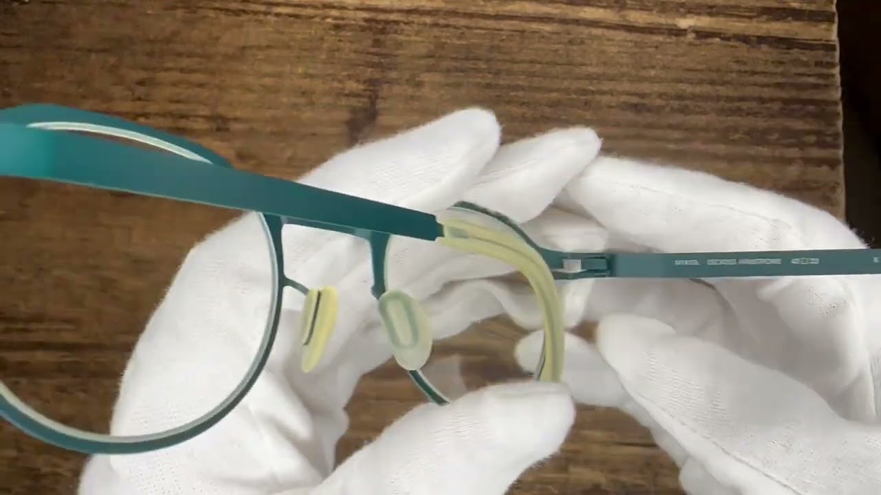 マイキータ MYKITA DECADES Armstrong col468 - YouTube