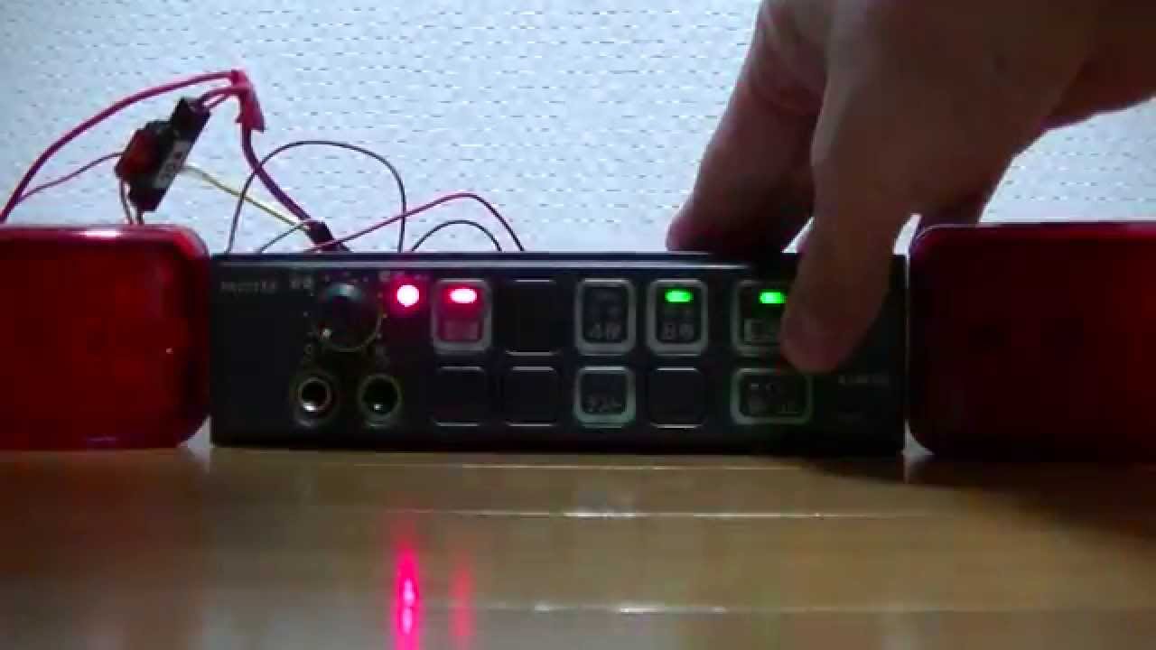 サイレンアンプ】パトライト 新型 &SAP-500BZ (警光灯と連動) - YouTube