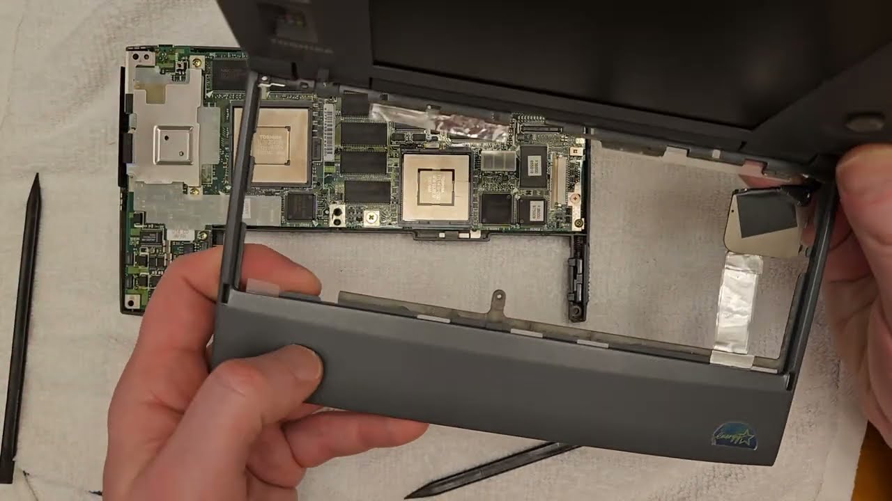 Toshiba Libretto SS1000 CTA (1998) Teardown: SSD Upgrade + Repair