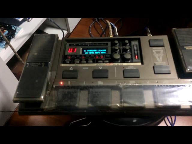 Zoom 8080 Super Player y Fender Richie Sambora MIM - YouTube