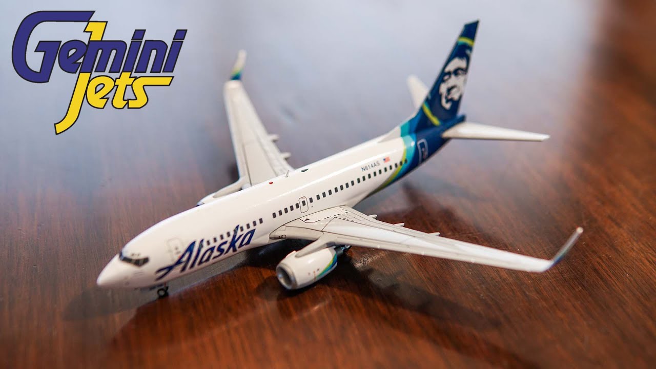 4K] Gemini 200 Alaska 737-700 New Livery w/ Eyebrow Windows 1:200