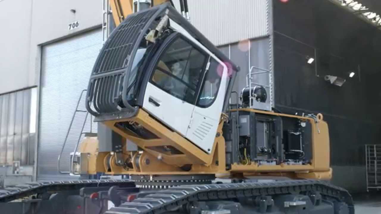 Liebherr - R 960 Demolition - YouTube