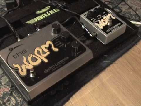 Electro Harmonix WORM shootout old versus new version - YouTube