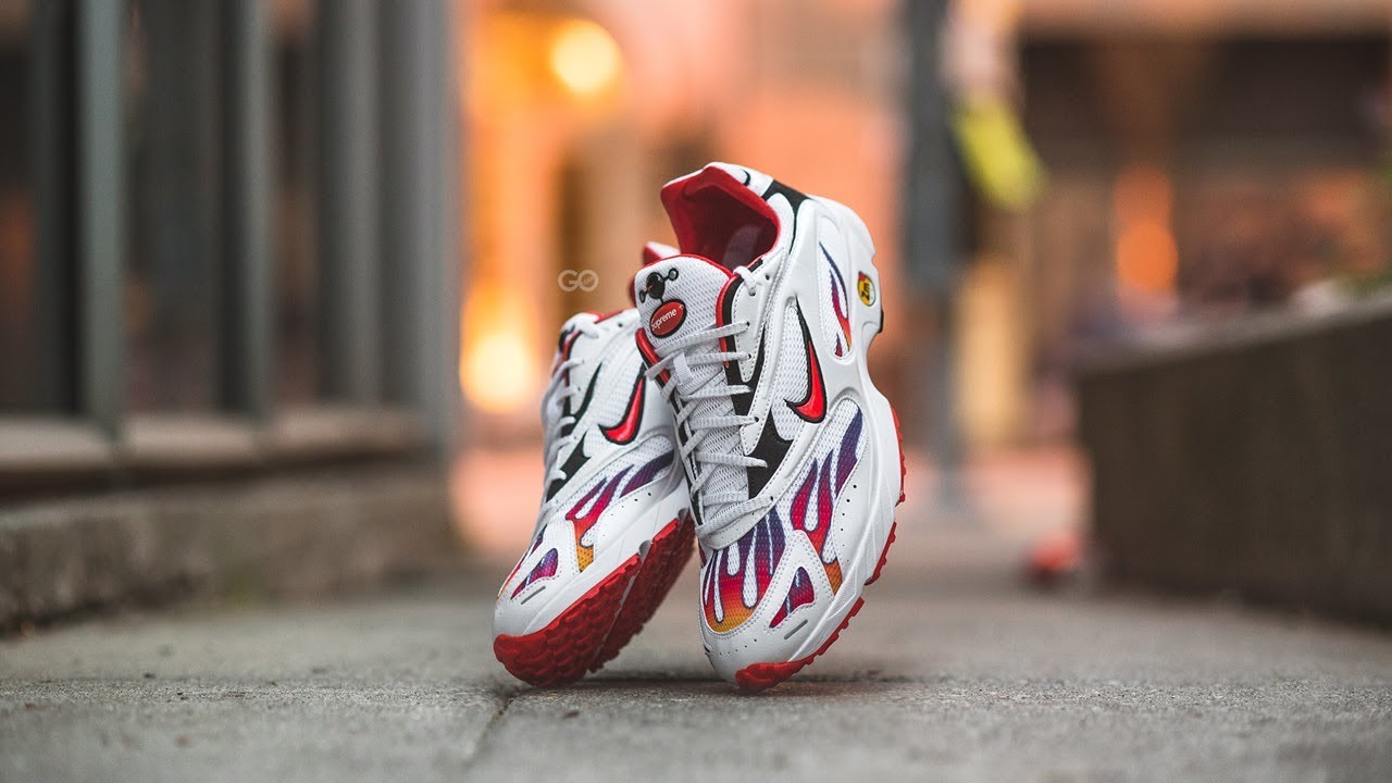 Supreme x Nike Zoom Streak Spectrum Plus 