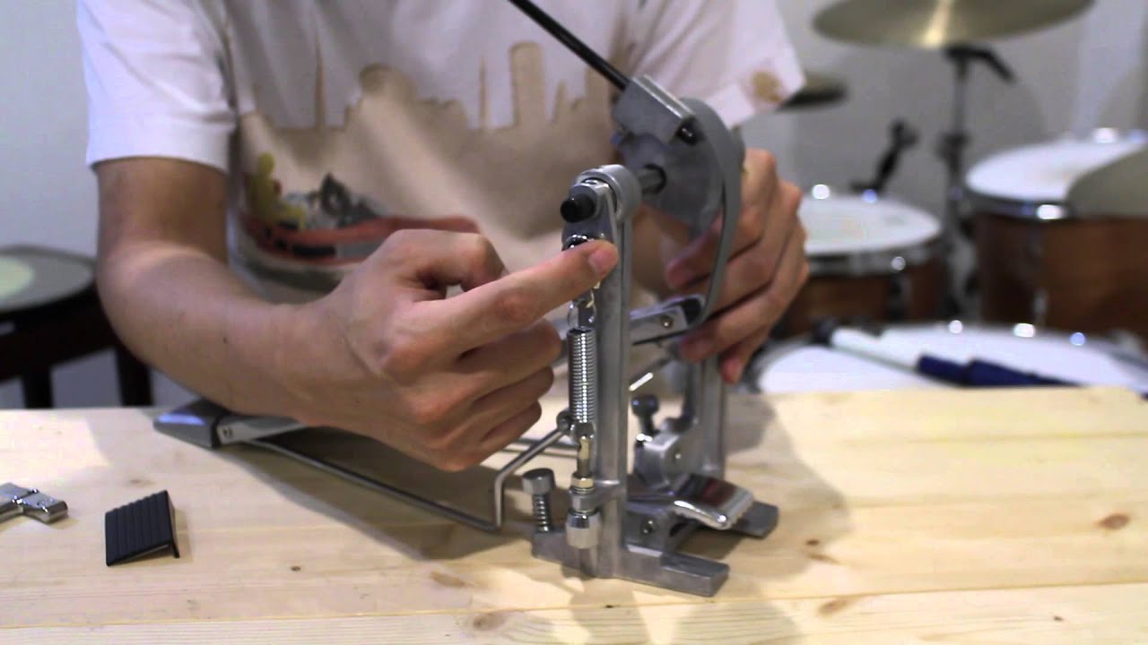 YAMAHA Foot Pedal FP720 The classic bass drum pedal is back! - YouTube