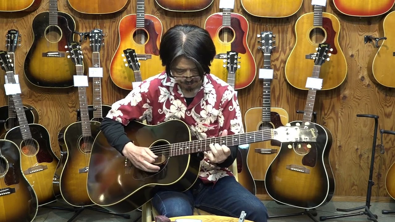 GIBSON J 45 VS 2001 - YouTube