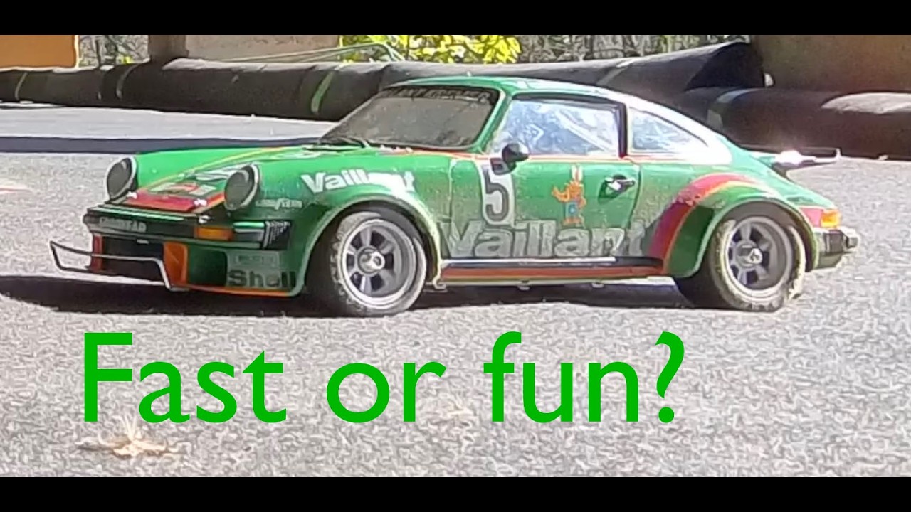 40年以上前のタミヤ初代ラジコンカーを走らせてみた！ - YouTube