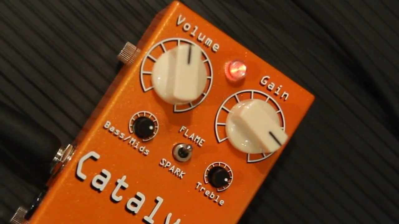 Fulltone Catalyst - Fuzz Pedal - YouTube