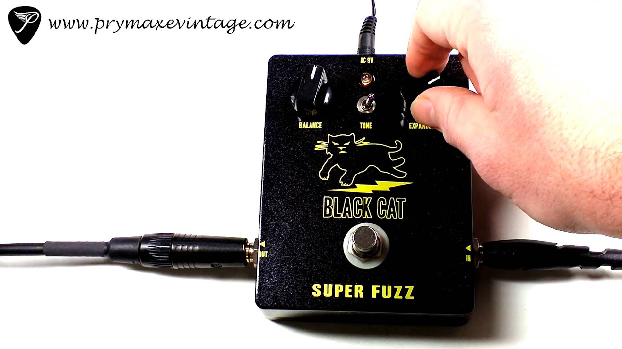 伝統の国産ファズを高次元に再現！人気のBlack Cat Super Fuzzが装い