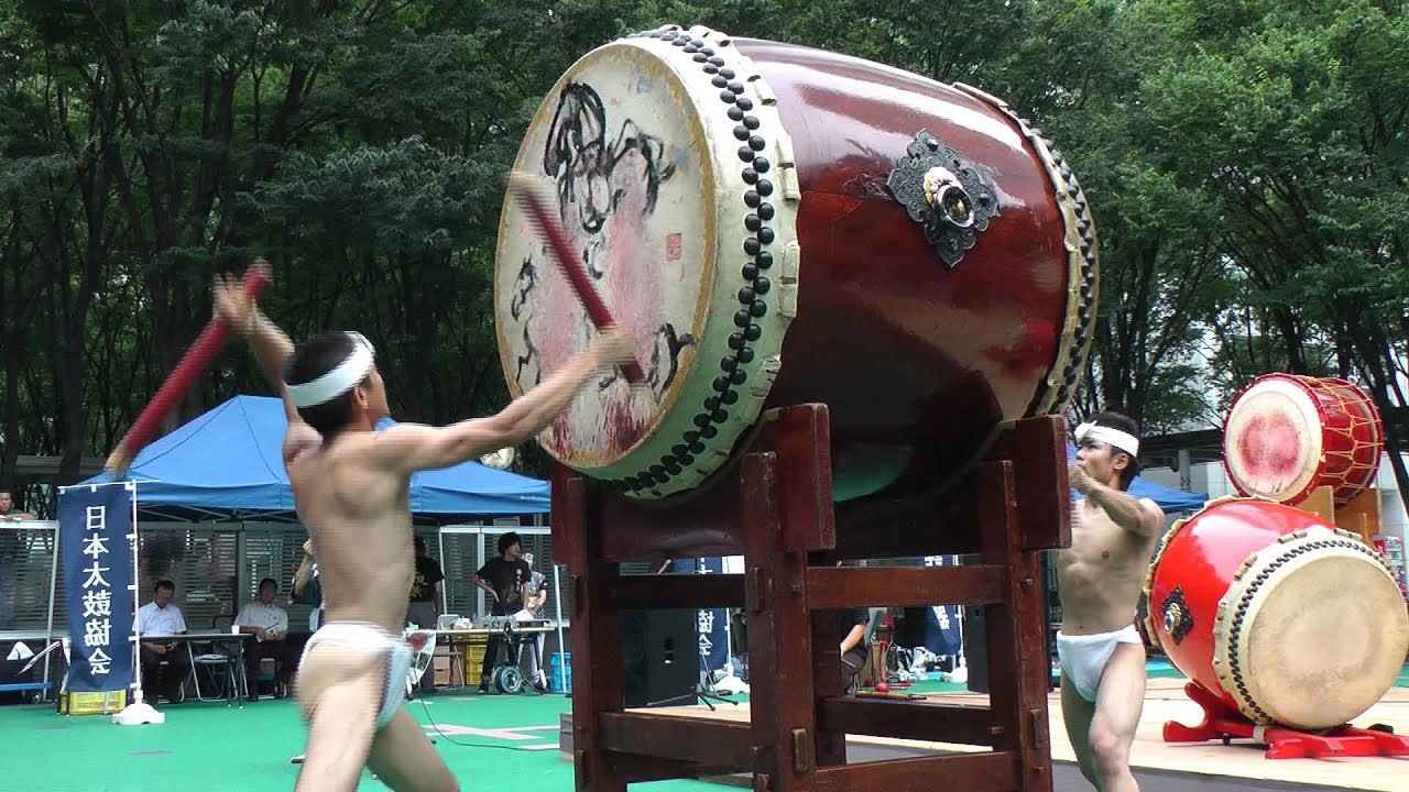 鬼太鼓座 - 大太鼓 ONDEKOZA - OODAIKO 2011/07/18_3.mpg - YouTube