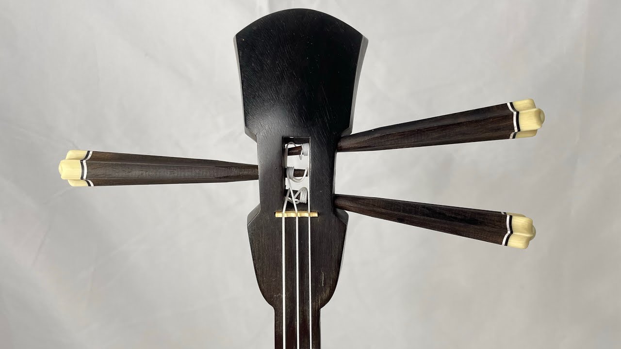 アフリカ黒檀/本皮1枚張り 三線を販売します - YouTube