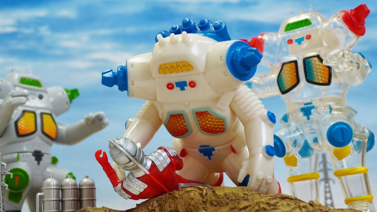 It's so cute! [Soft Vinyl] I got a super cute King Joe soft vinyl