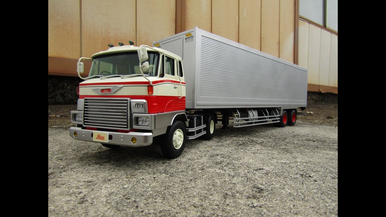 T-GARAGE店長がキットレビュー＆製作 アオシマ 1/32 日野 HEトラクター