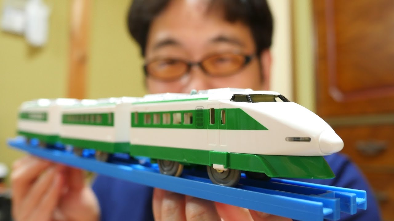 プラレールショップ限定!? 200系200番台新幹線F編成を紹介して遊んで