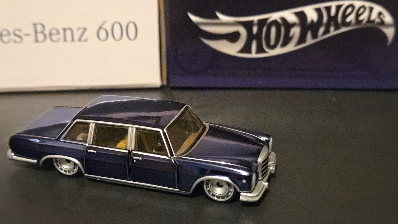Opening Hot Wheels Mercedes-Benz 600 - YouTube