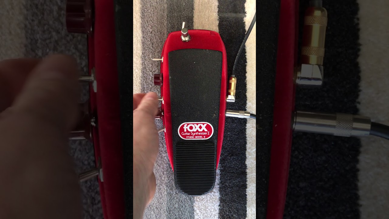 Foxx Foot Phaser guitar effect pedal demo - YouTube