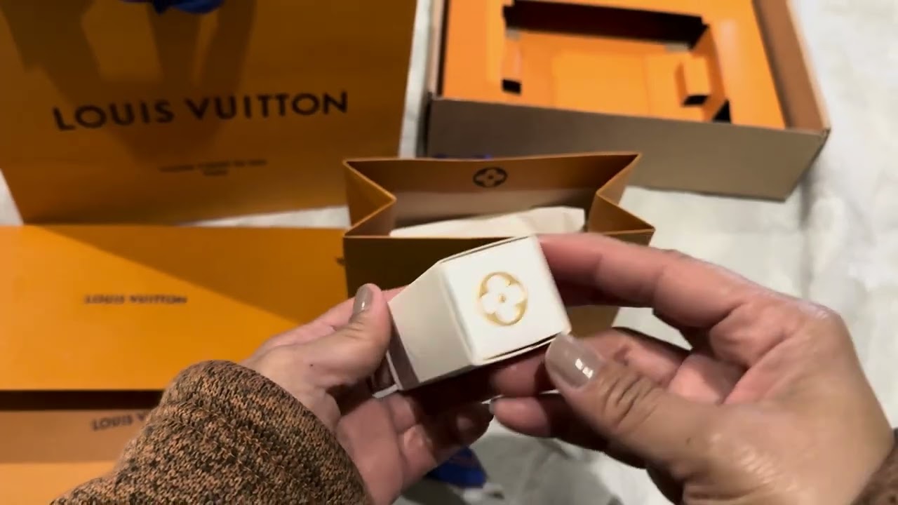 My most expensive lip balm | Louis Vuitton LV Baume sunset hour