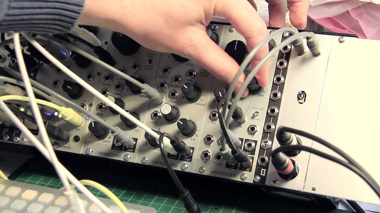 Mannequins Three Sisters— Clockface Modular