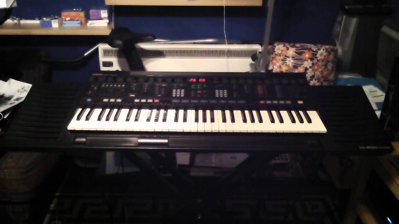 Yamaha PSR-4500 Keyboard Demonstration Song - YouTube