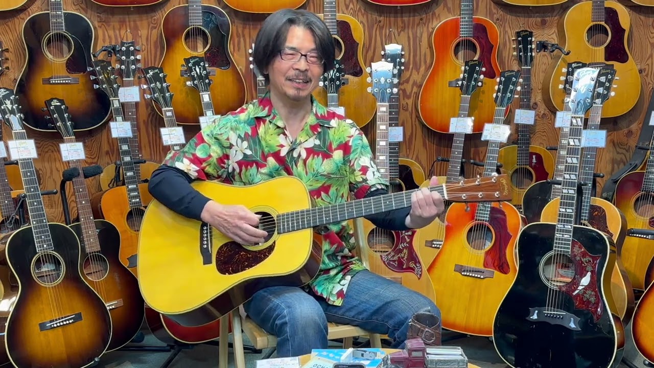 MARTIN D 28 1941 AUTHENTIC 2013 - YouTube