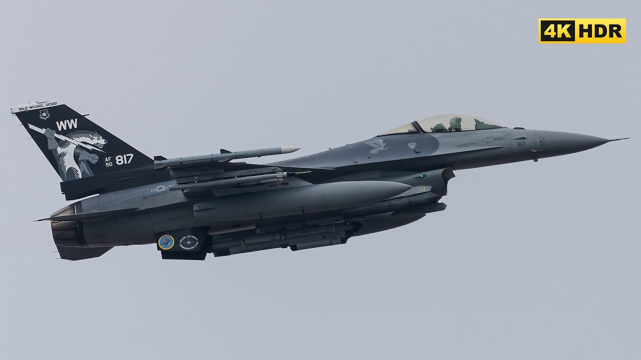 2022.3.23 三沢基地 F-16 デモチーム 特別塗装機 フライト！！ - YouTube
