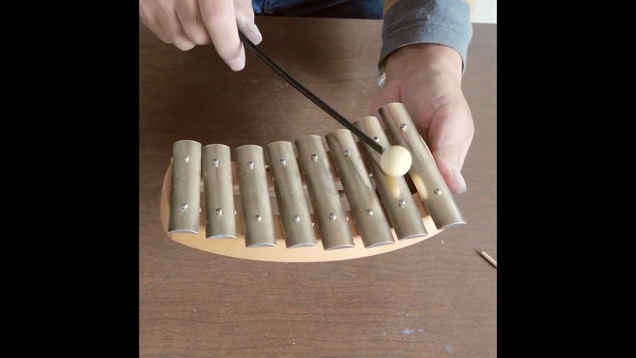 アウリスグロッケン ダイヤトニック8音（鉄琴） の修理 - YouTube
