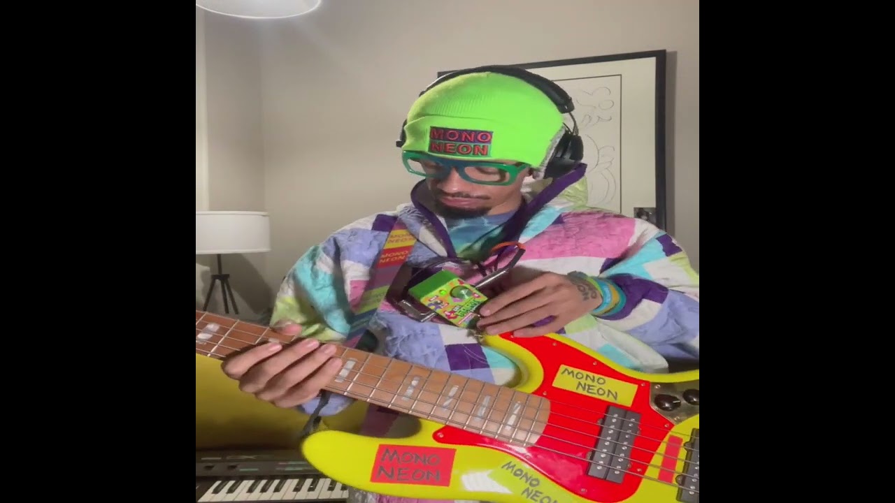 MonoNeon's fart pedal… quilted, clean stank. - YouTube